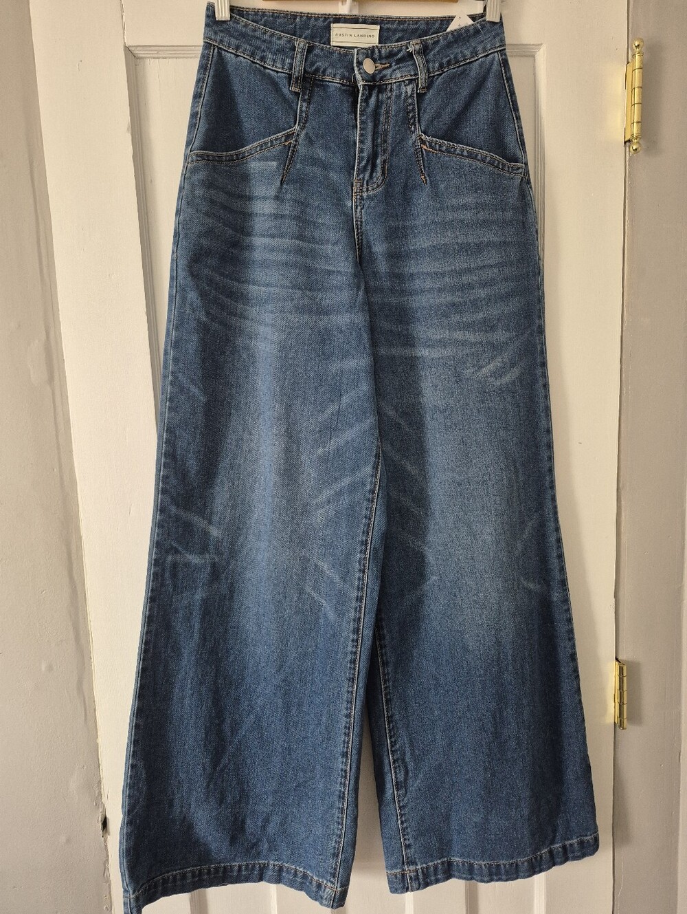 Austin Landing Wide Leg Baggy Jeans Medium Wash Tiger Embroidery Sz 1